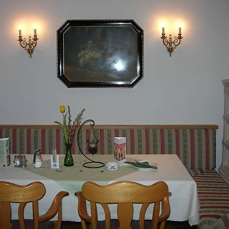 호텔 Zur Linde 호헨린덴