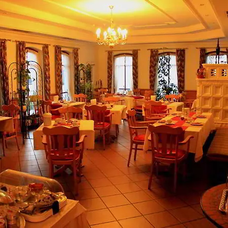 Zur Linde Hotell Hohenlinden