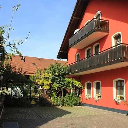 Hotel Zur Linde 3*