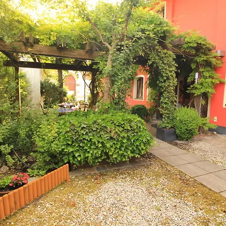 Hotell Zur Linde Hohenlinden