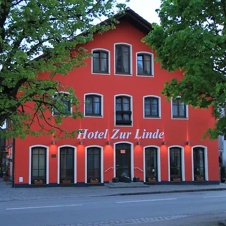Hotell Zur Linde 3*