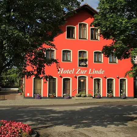 Zur Linde 3*