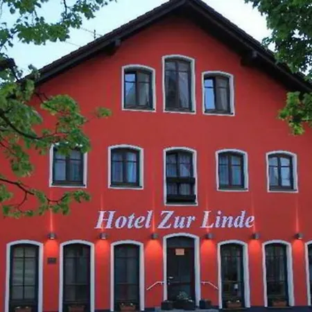 Hotel Zur Linde 3*